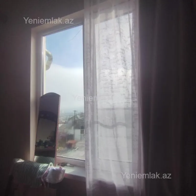 Satılır 1 otaqlı həyət evi 55 m²