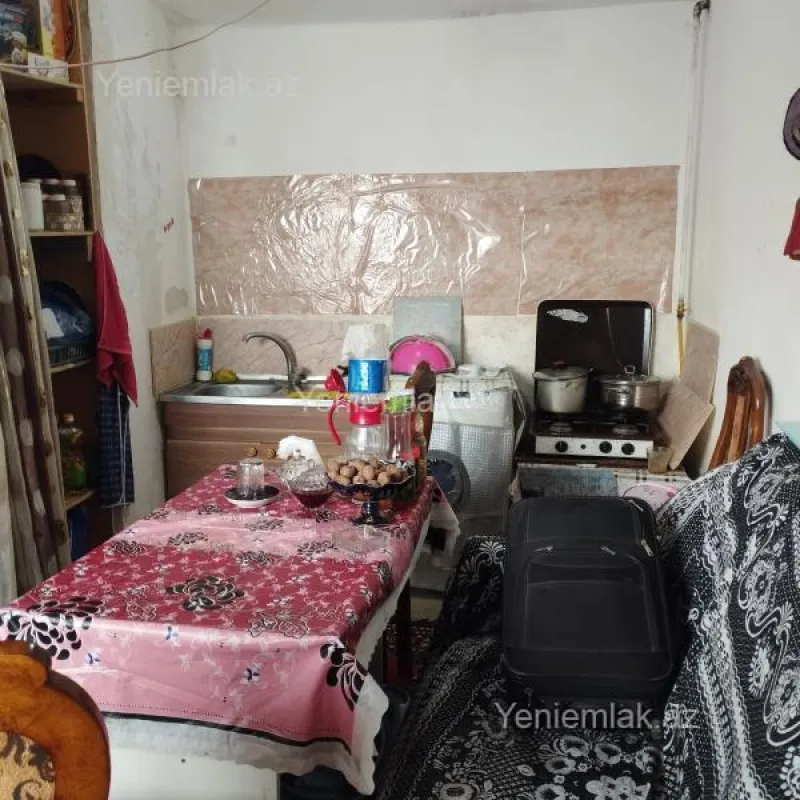 Satılır 1 otaqlı həyət evi 55 m²