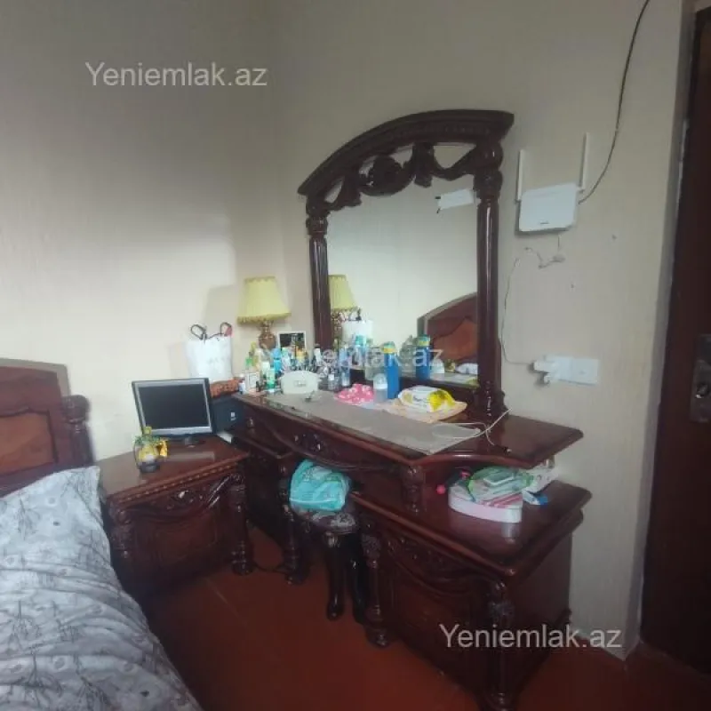 Satılır 1 otaqlı həyət evi 55 m²