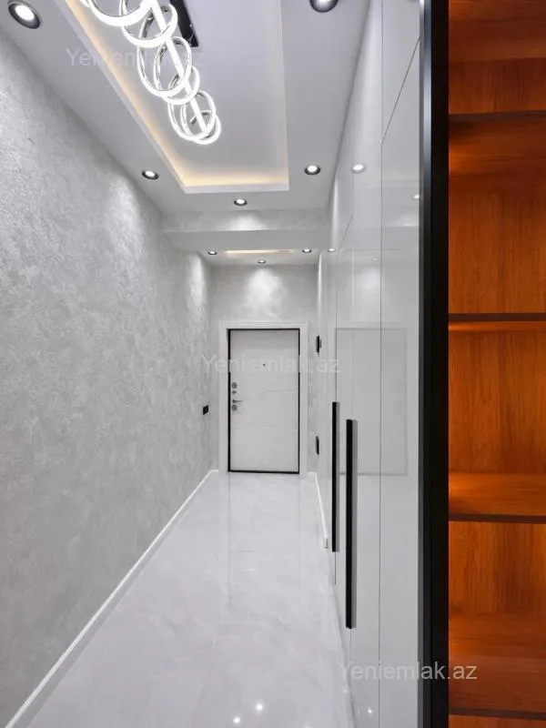 Satılır 3 otaqlı yeni tikili 79 m²