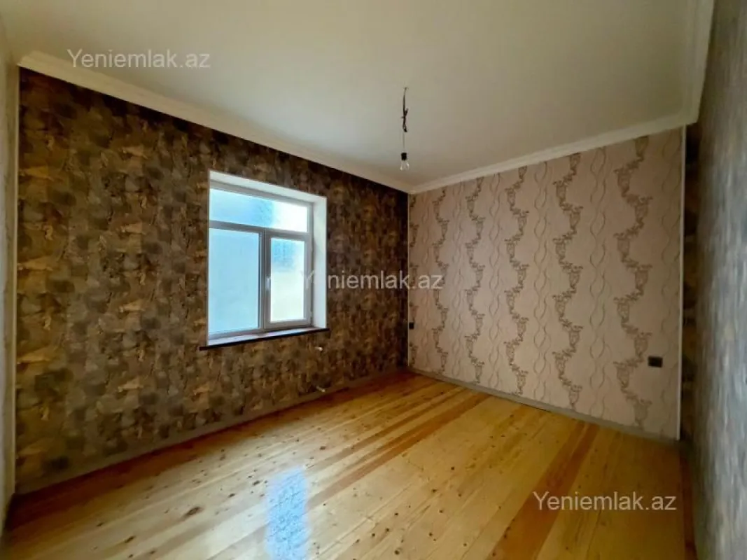 Satılır 4 otaqlı həyət evi 120 m²