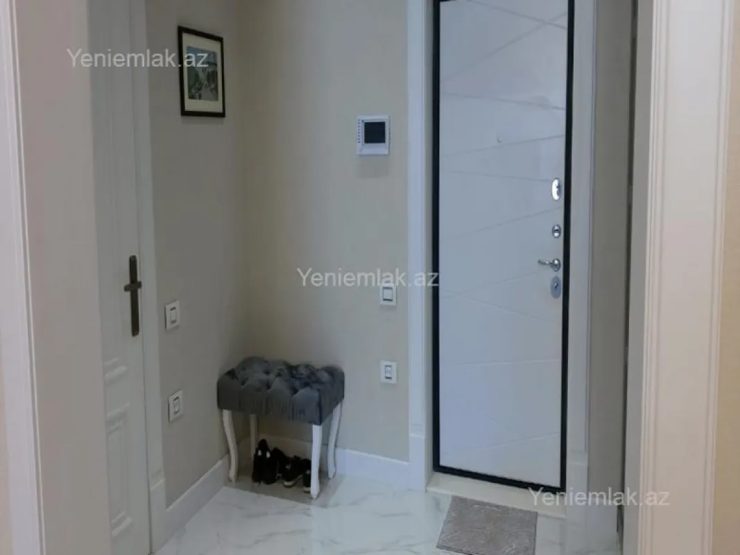 Satılır 2 otaqlı yeni tikili 60 m²