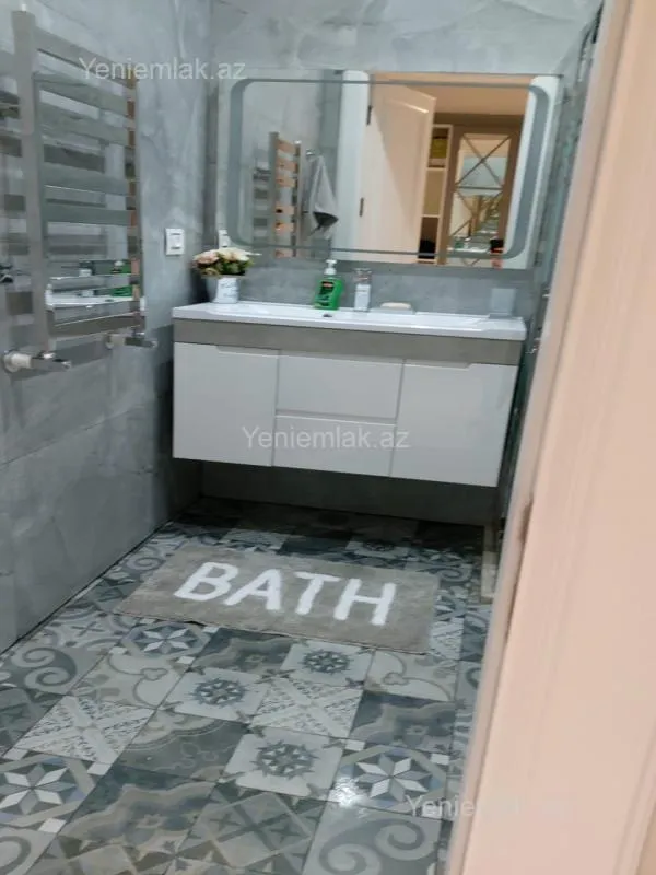 Satılır 2 otaqlı yeni tikili 60 m²