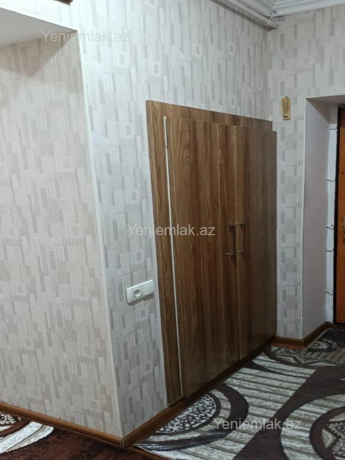Satılır 3 otaqlı köhnə tikili 75 m²