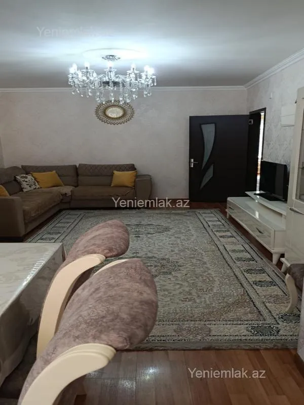 Satılır 3 otaqlı köhnə tikili 75 m²