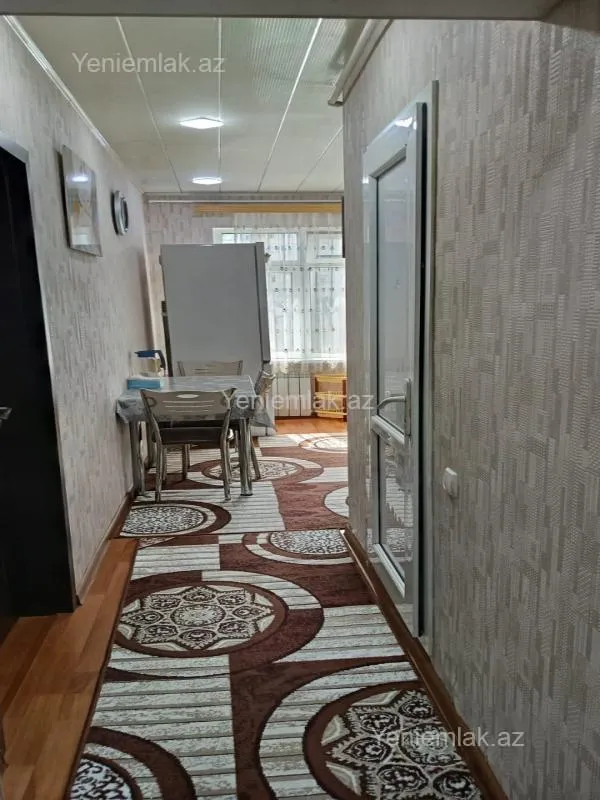 Satılır 3 otaqlı köhnə tikili 75 m²
