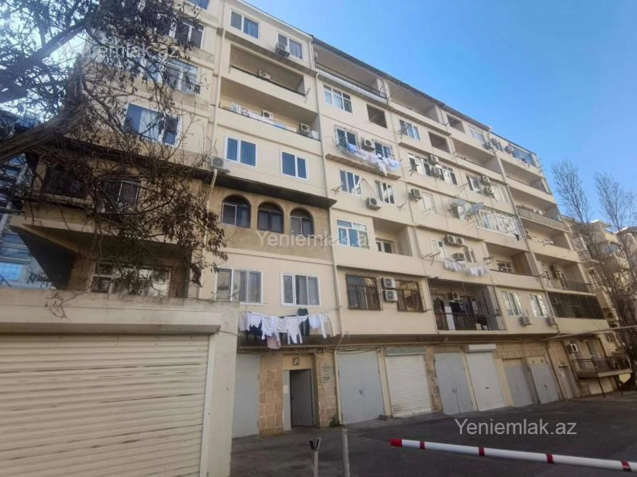 Satılır 2 otaqlı köhnə tikili 50 m²