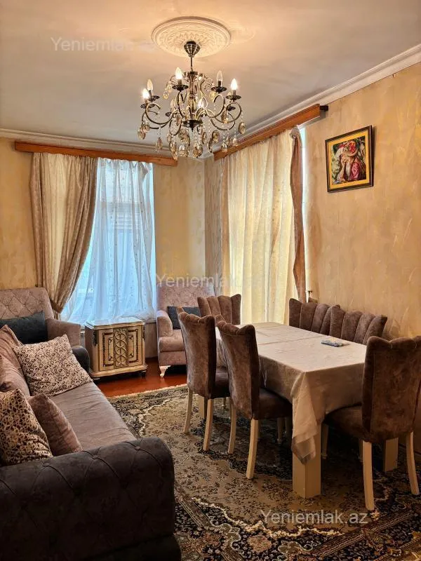 Satılır 3 otaqlı həyət evi 80 m²