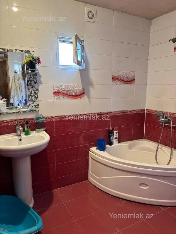 Satılır 3 otaqlı həyət evi 80 m²