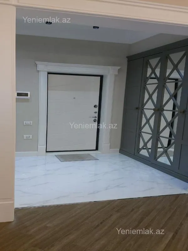 Satılır 2 otaqlı yeni tikili 60 m²