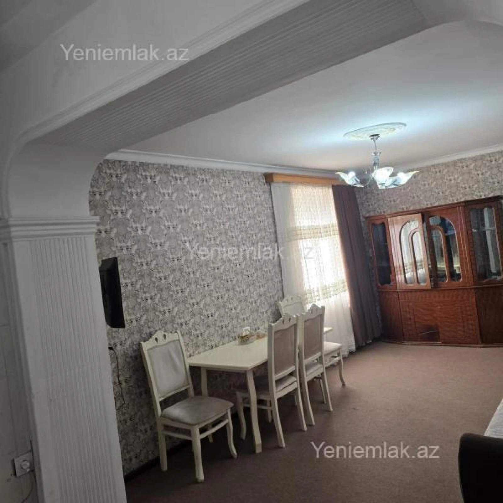 Satılır 1 otaqlı köhnə tikili 40 m²