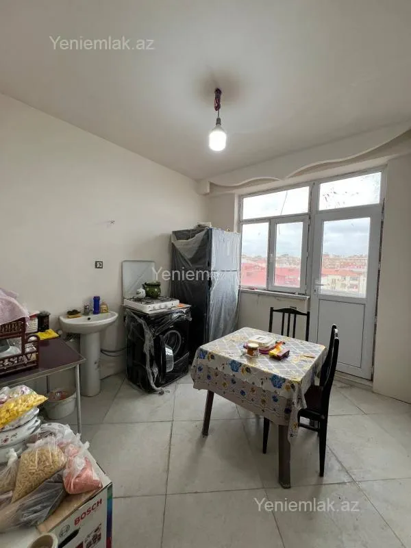 Satılır 2 otaqlı yeni tikili 82 m²