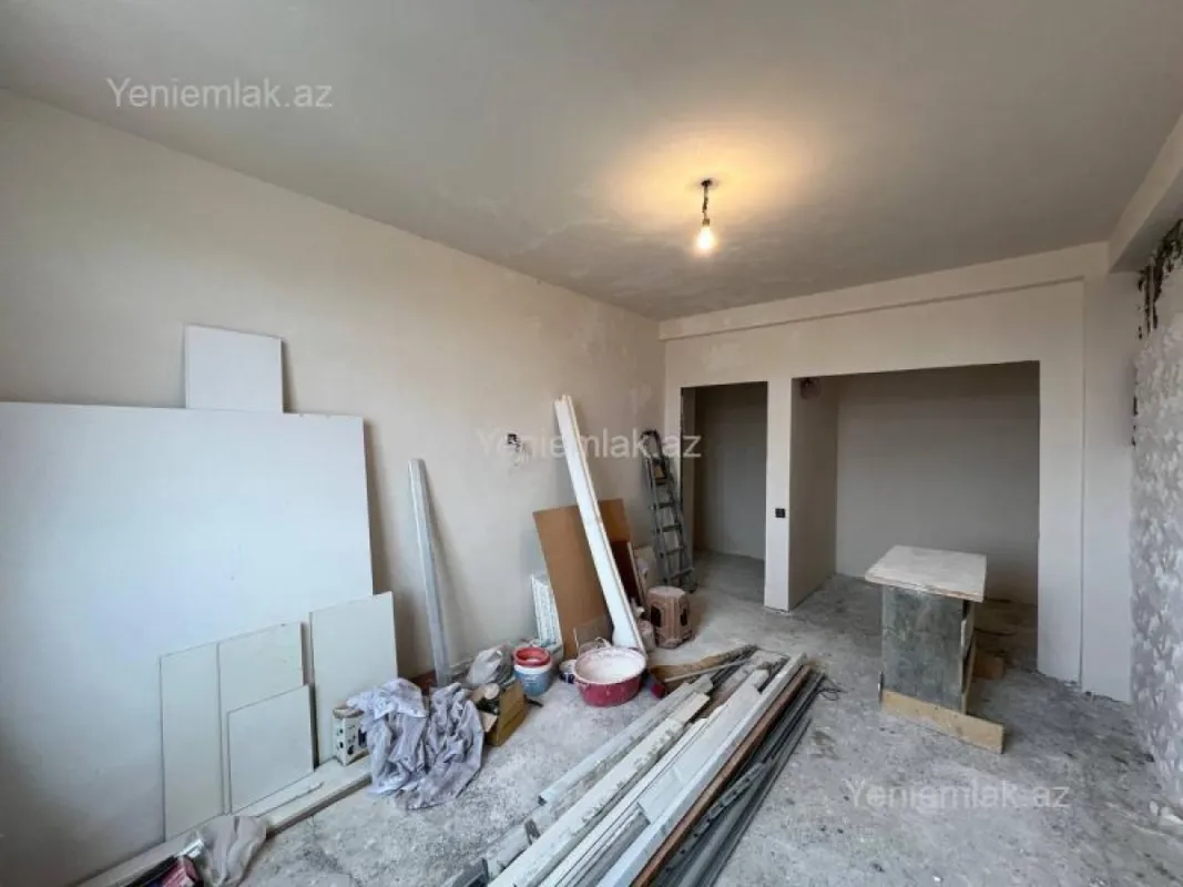 Satılır 2 otaqlı yeni tikili 82 m²