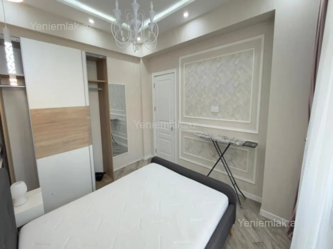 Satılır 2 otaqlı yeni tikili 76 m²