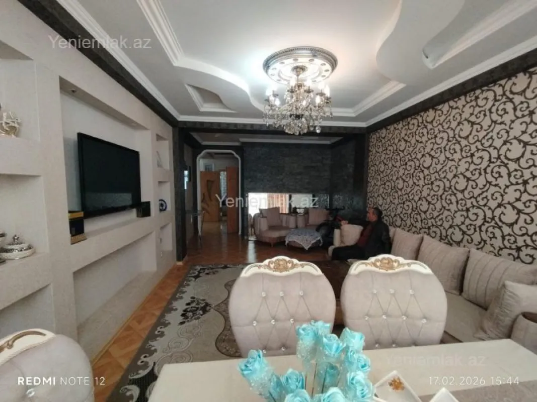 Satılır 3 otaqlı yeni tikili 120 m²