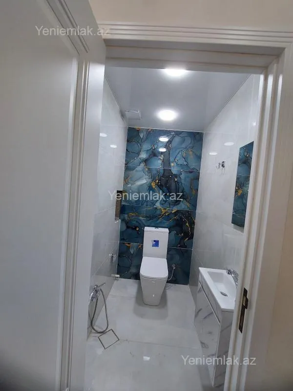 Satılır 3 otaqlı yeni tikili 115 m²