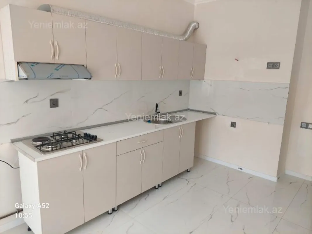 Satılır 3 otaqlı yeni tikili 115 m²
