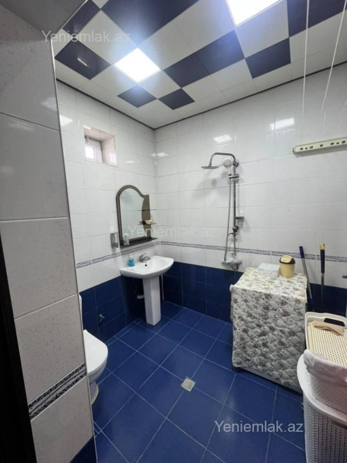 Satılır 7 otaqlı həyət evi 230 m²