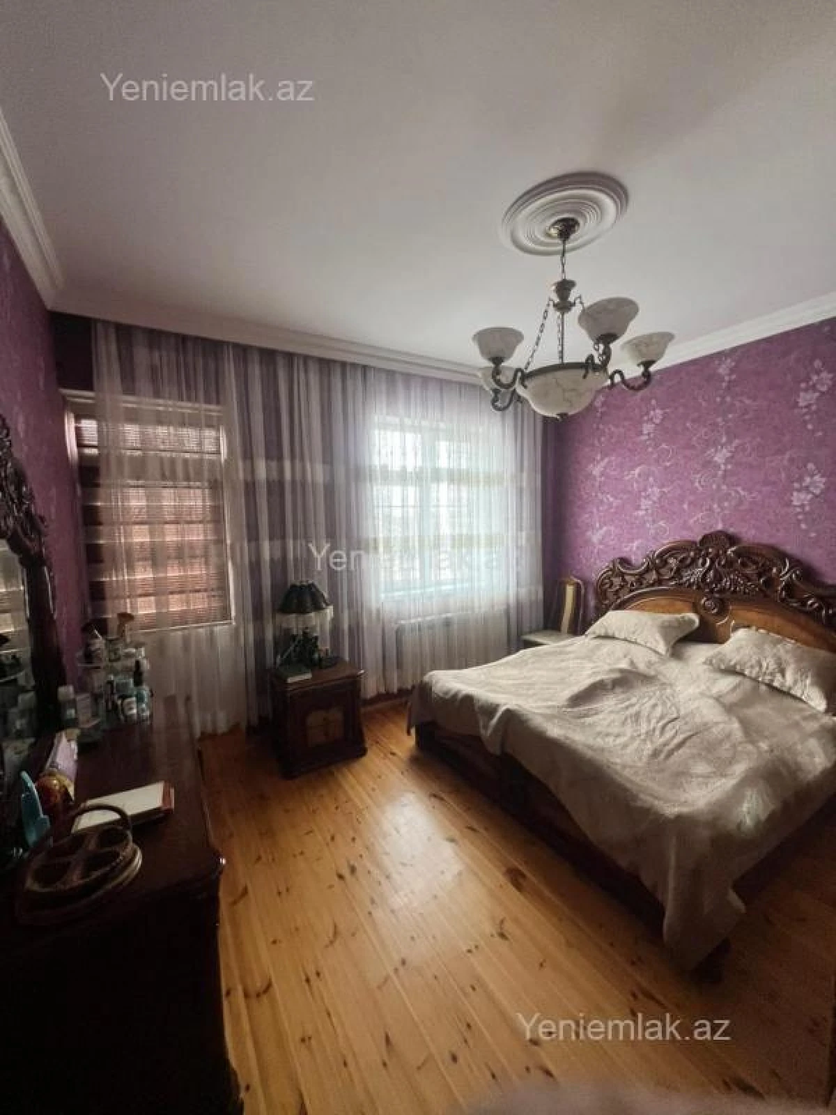 Satılır 7 otaqlı həyət evi 230 m²