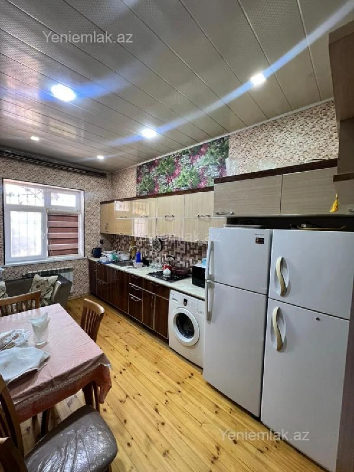 Satılır 7 otaqlı həyət evi 230 m²