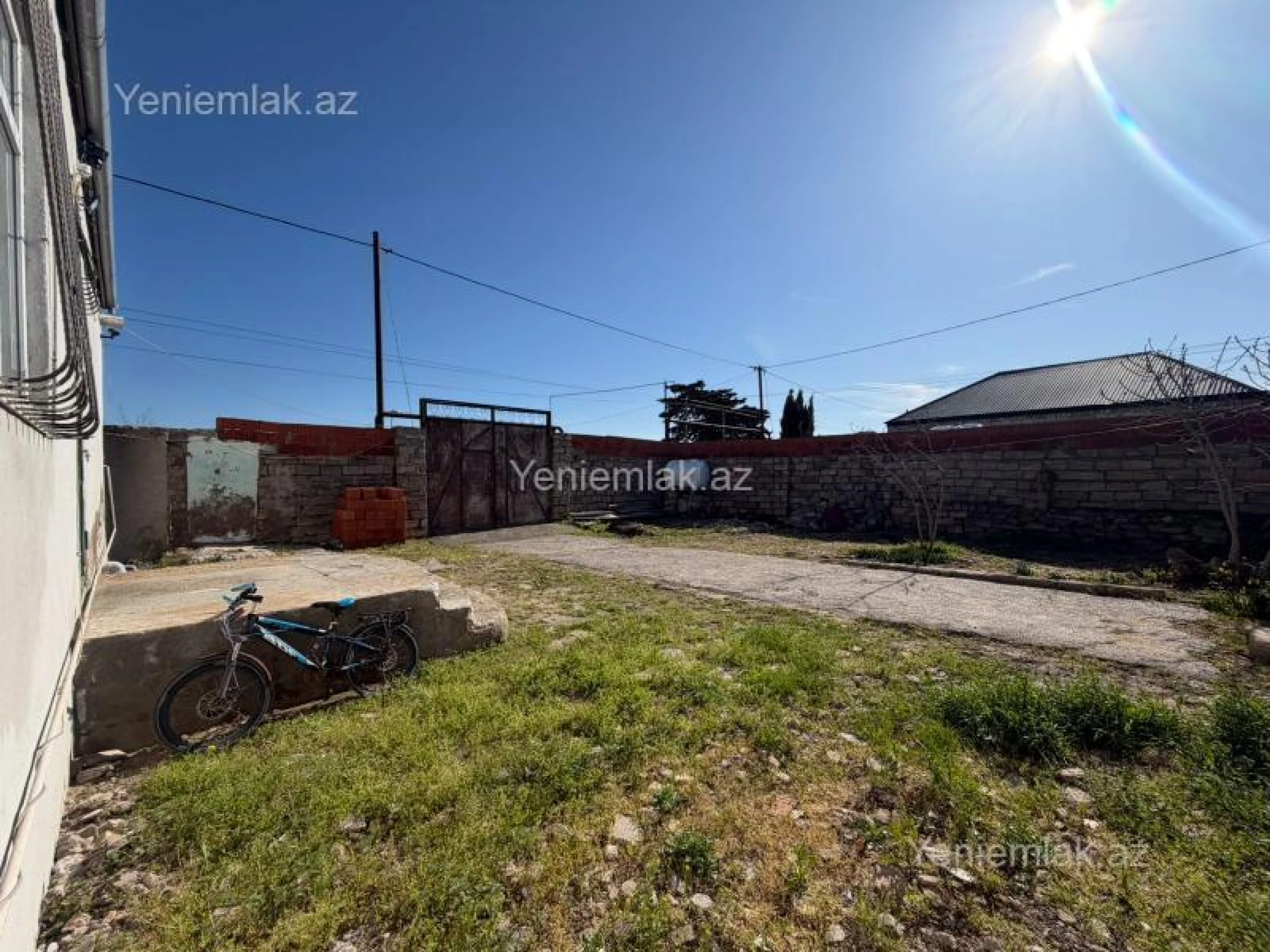 Satılır 3 otaqlı həyət evi 100 m²