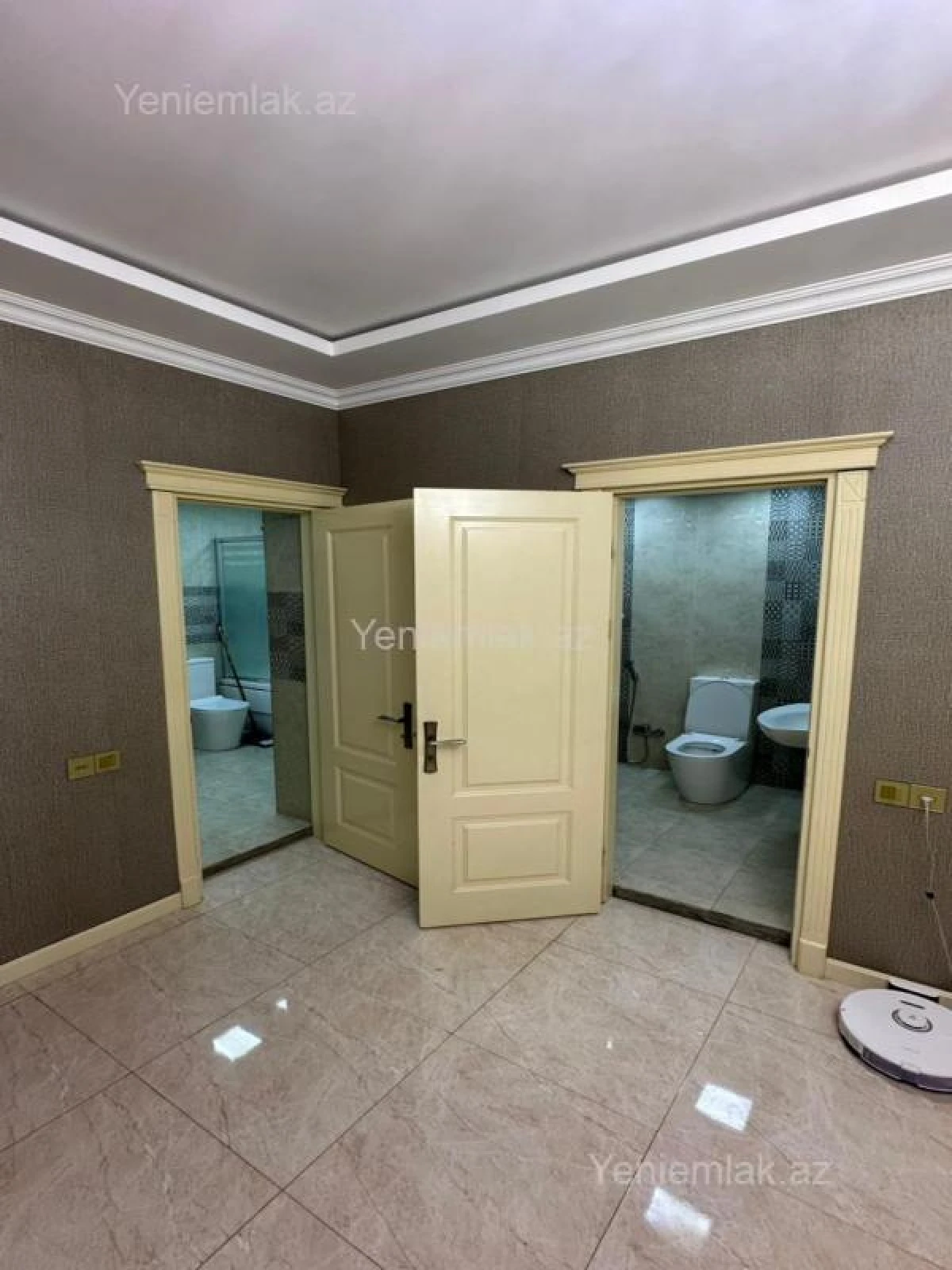 Satılır 3 otaqlı yeni tikili 155 m²