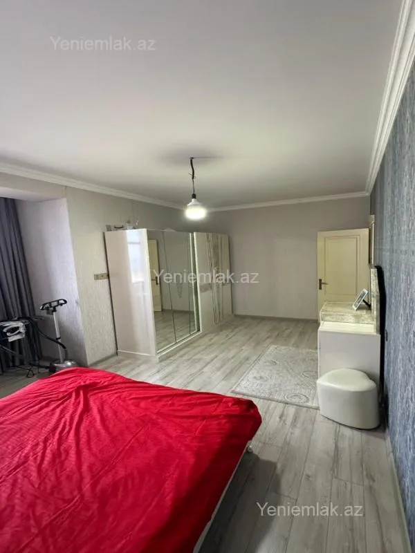 Satılır 3 otaqlı yeni tikili 155 m²