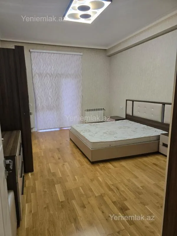 Satılır 3 otaqlı yeni tikili 95 m²