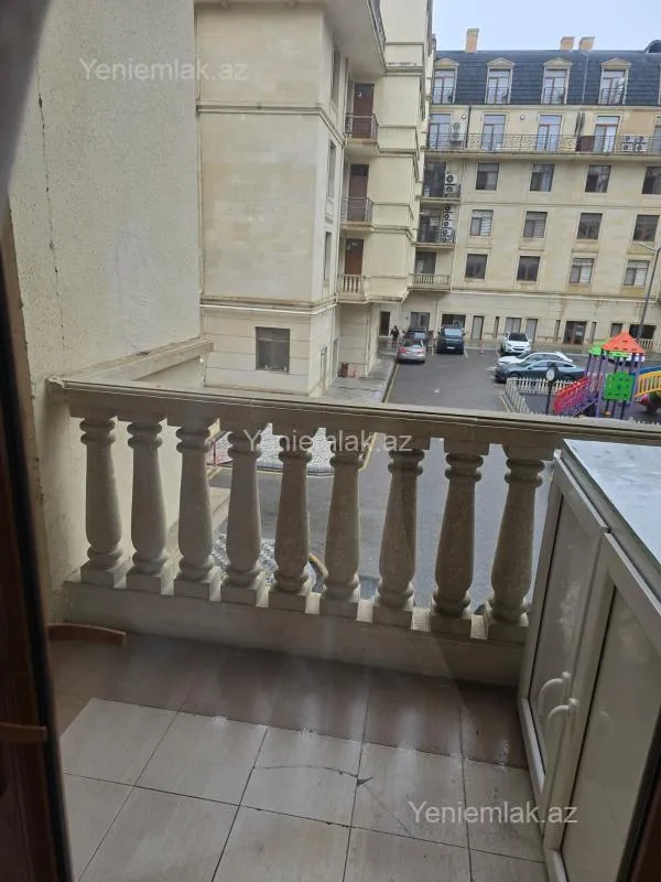 Satılır 3 otaqlı yeni tikili 95 m²