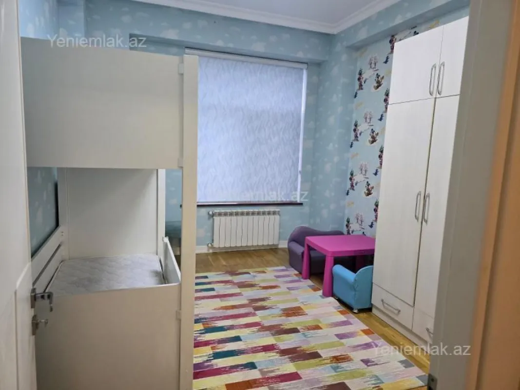 Satılır 3 otaqlı yeni tikili 95 m²