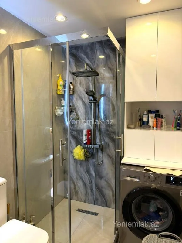 Satılır 3 otaqlı köhnə tikili 70 m²