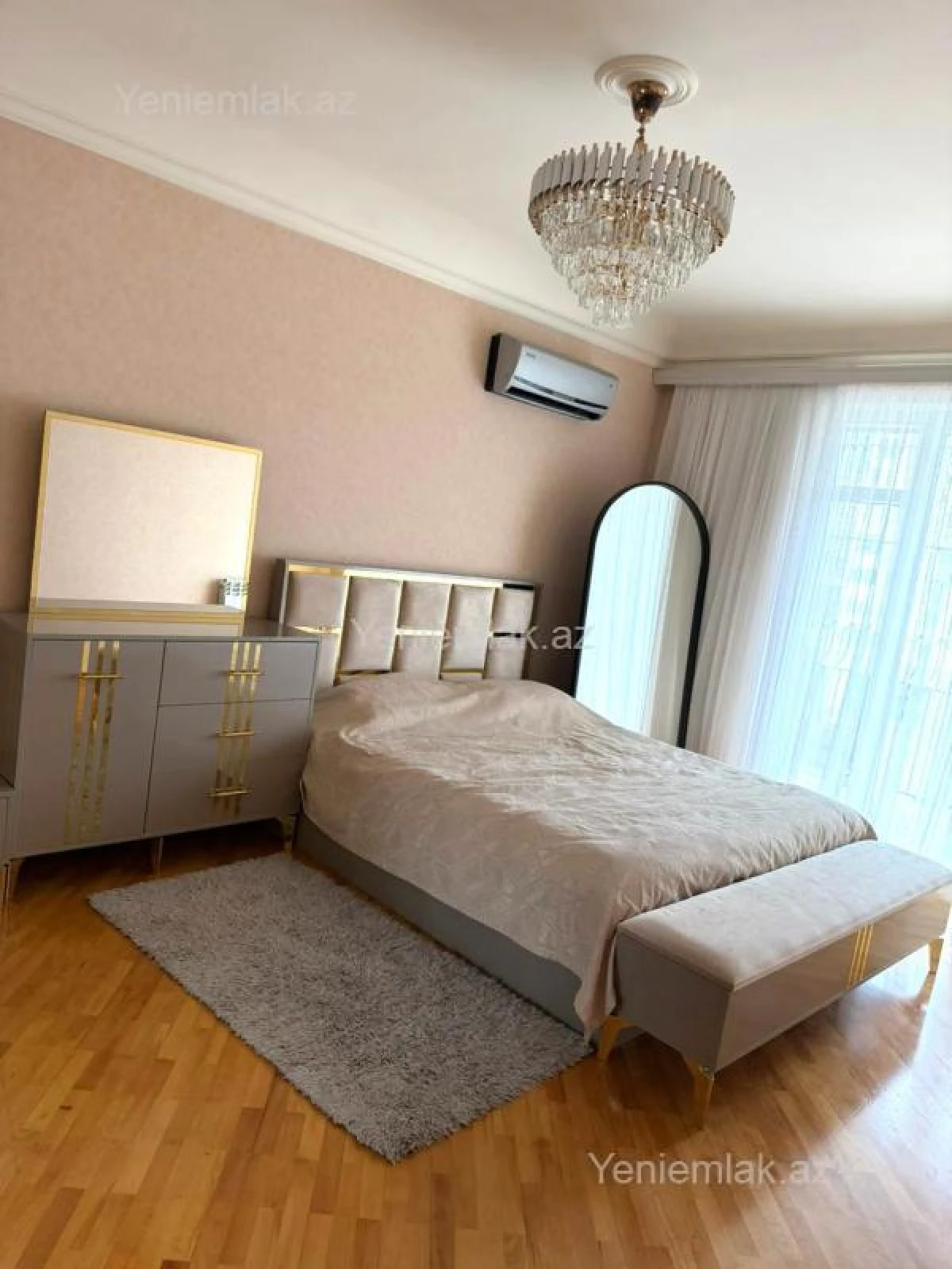Satılır 3 otaqlı köhnə tikili 70 m²