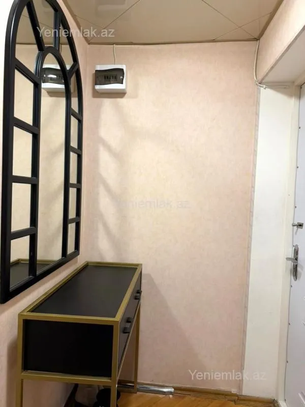 Satılır 3 otaqlı köhnə tikili 70 m²