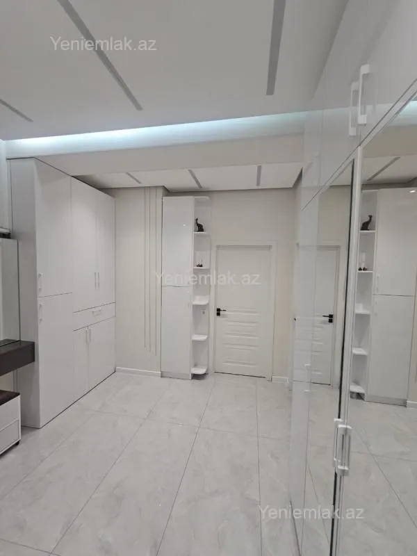 Satılır 2 otaqlı yeni tikili 66 m²