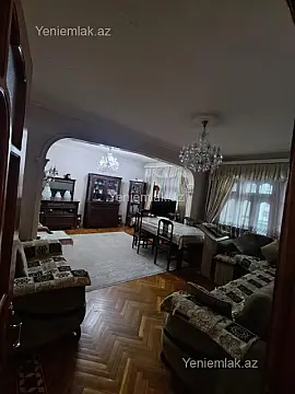 Satılır 4 otaqlı köhnə tikili 125 m² — Bakı, Binəqədi 4 otaq 125.00 m²