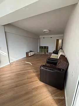 Satılır 2 otaqlı köhnə tikili 70 m²