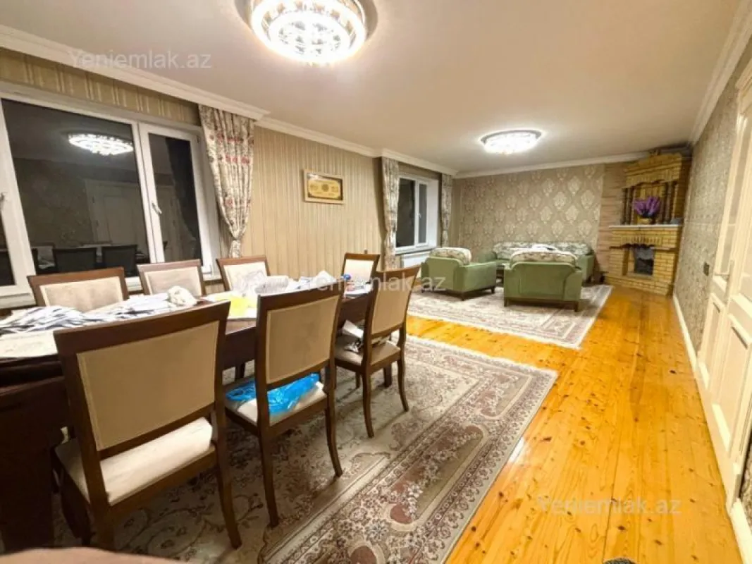 Satılır 7 otaqlı həyət evi 310 m²