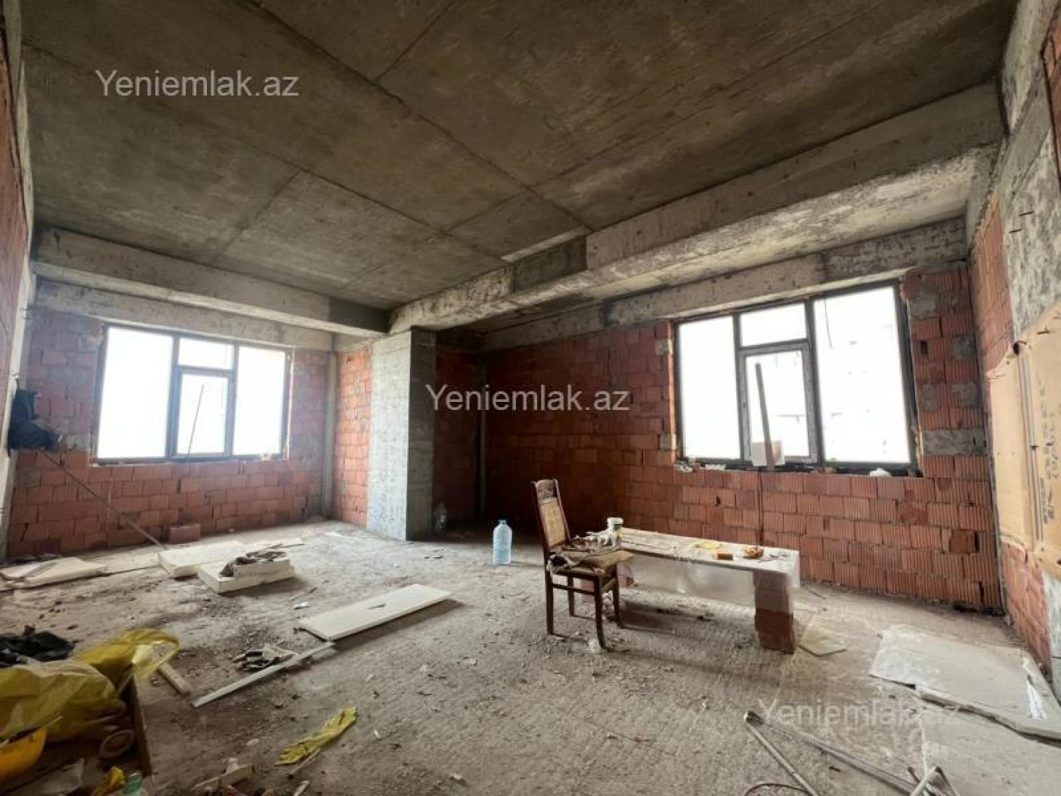 Satılır 3 otaqlı yeni tikili 113.7 m²