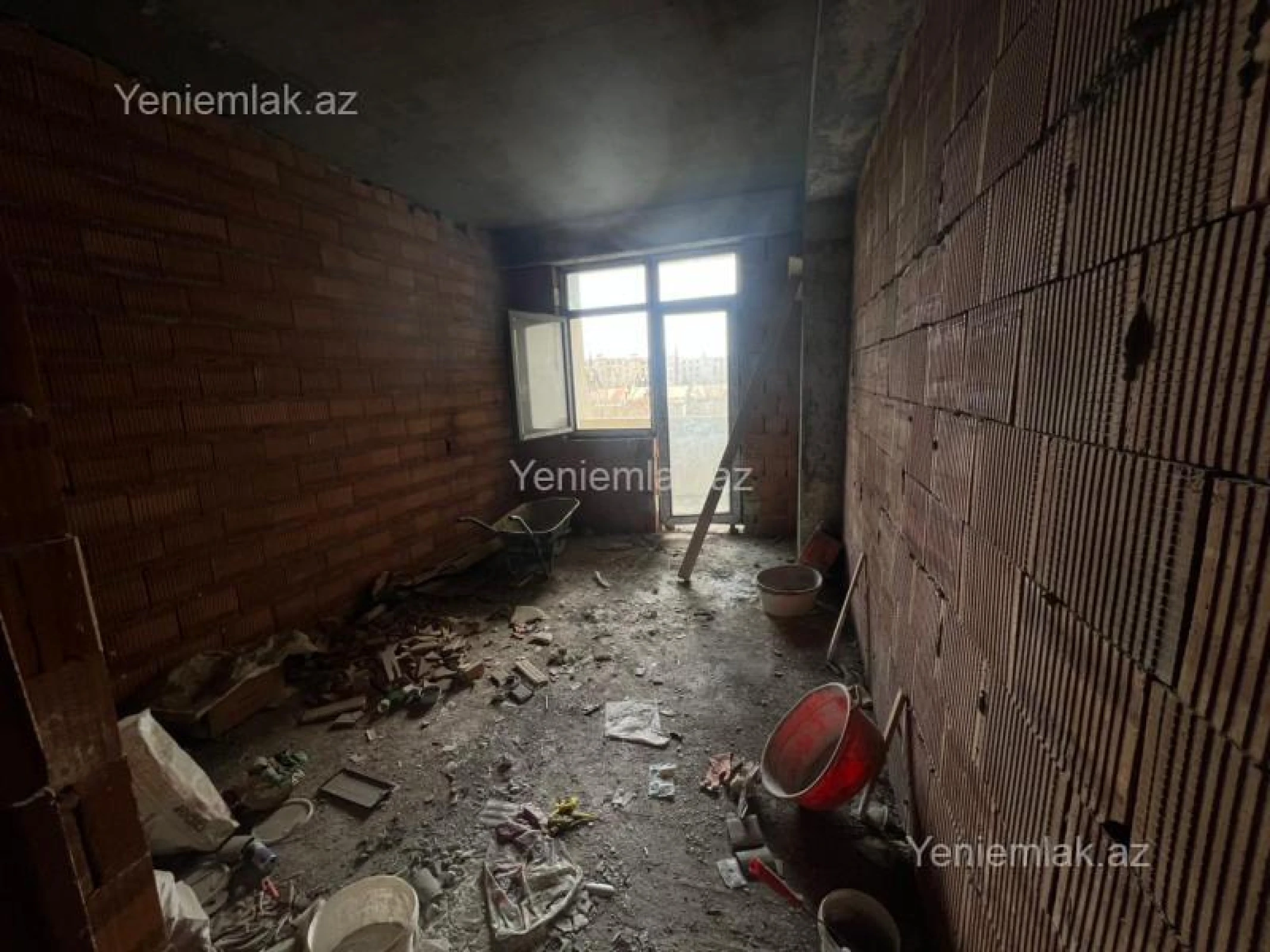 Satılır 3 otaqlı yeni tikili 113.7 m²