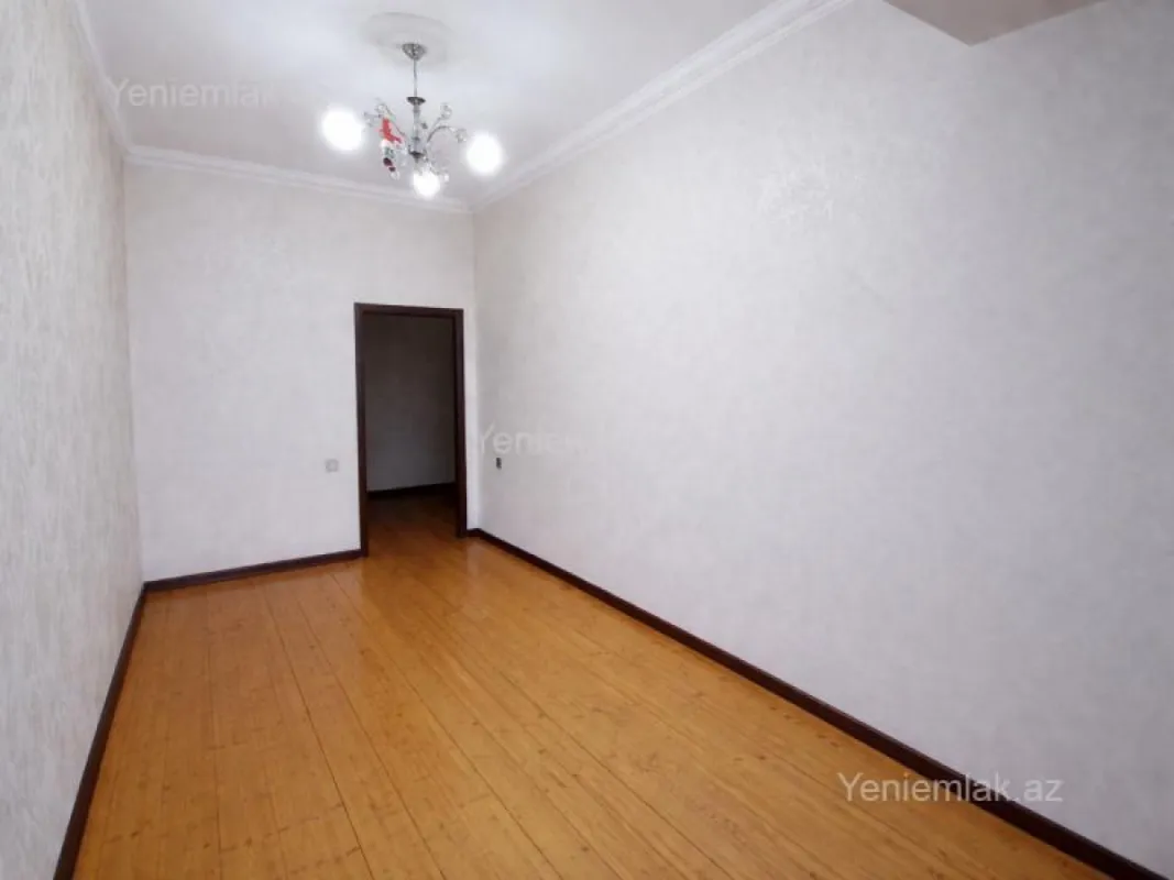Satılır 3 otaqlı yeni tikili 90 m²