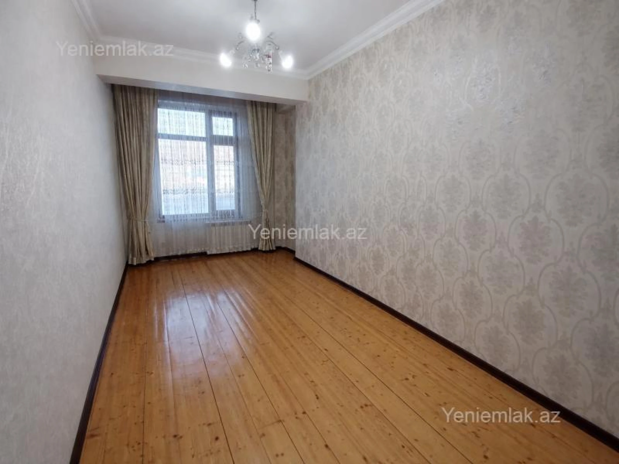 Satılır 3 otaqlı yeni tikili 90 m²