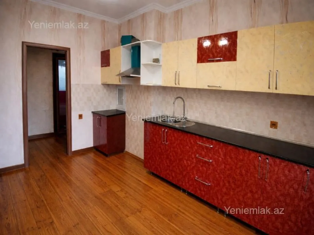 Satılır 3 otaqlı yeni tikili 90 m²