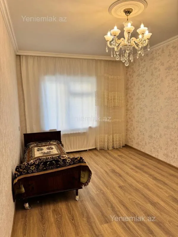 Satılır 2 otaqlı köhnə tikili 50 m²