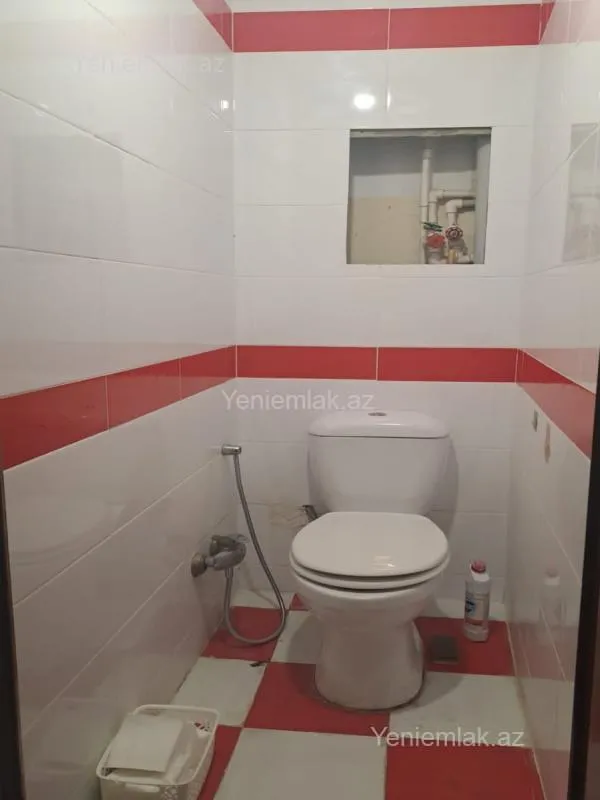 Satılır 3 otaqlı köhnə tikili 85 m²