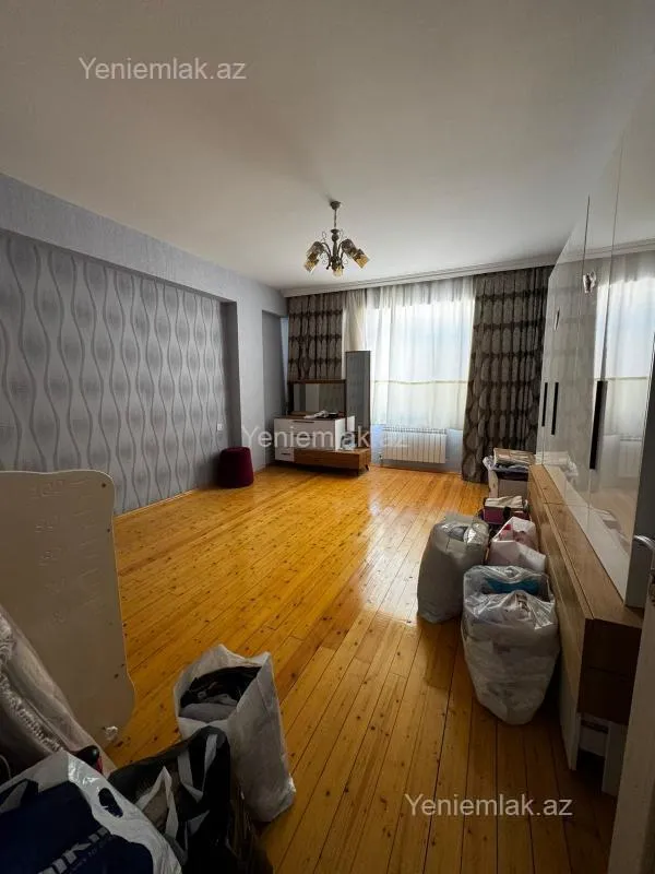 Satılır 3 otaqlı yeni tikili 114 m²