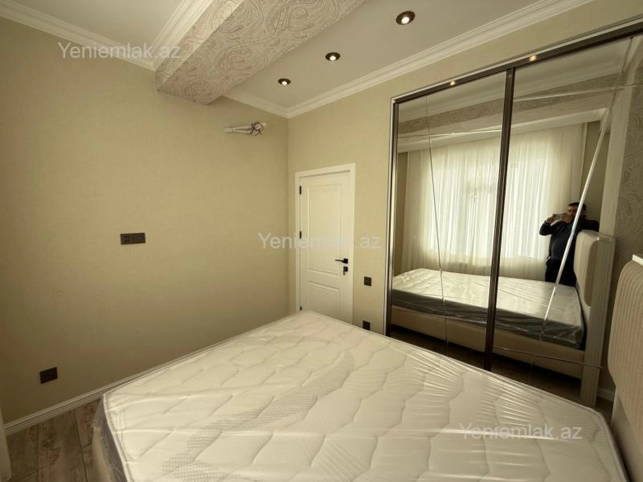 Satılır 2 otaqlı yeni tikili 70 m²