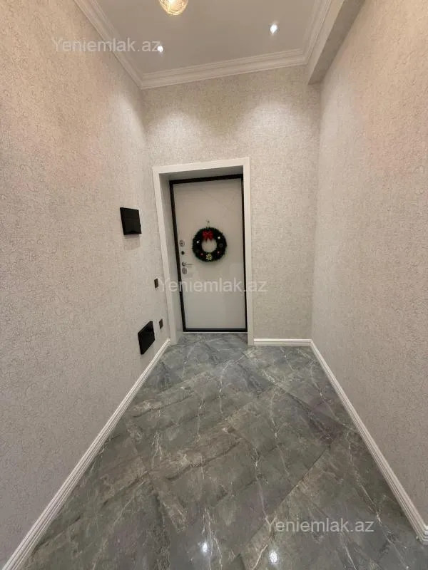 Satılır 2 otaqlı yeni tikili 70 m²