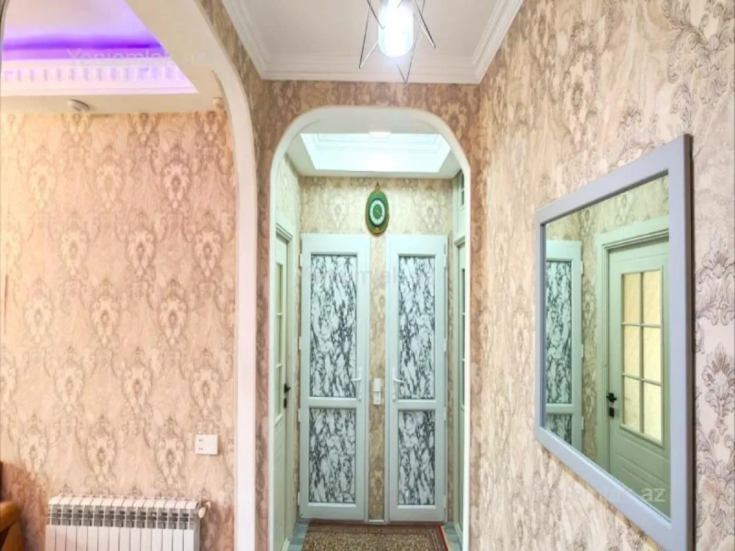 Satılır 3 otaqlı köhnə tikili 60 m²