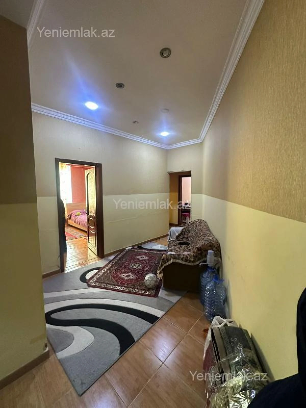 Satılır 3 otaqlı yeni tikili 110 m²