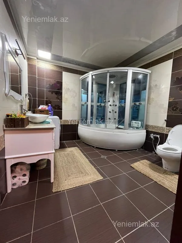 Satılır 4 otaqlı yeni tikili 170 m²